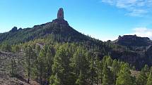 Gran Canaria. Výhled na tajuplný skalní útvar Roque Nublo.