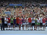 Tenisové hvězdy sehrály před Australian Open charitativní exhibici na pomoc obětem ničivých záplav v Austrálii.