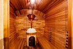 …finskou saunu…