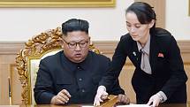 Severokorejský vůdce Kim Čon-un a jeho sestra Kim Jo-čong