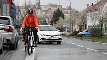 Test předjíždění cyklistů v Mikulově na Břeclavsku