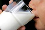 Mléko podražilo o 42 procent.