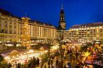 Drážďanský Striezelmarkt patří k nejkrásnějším v Evropě. Po vynucené covidové pauze jej letos návštěvníci zažijí v plné parádě.