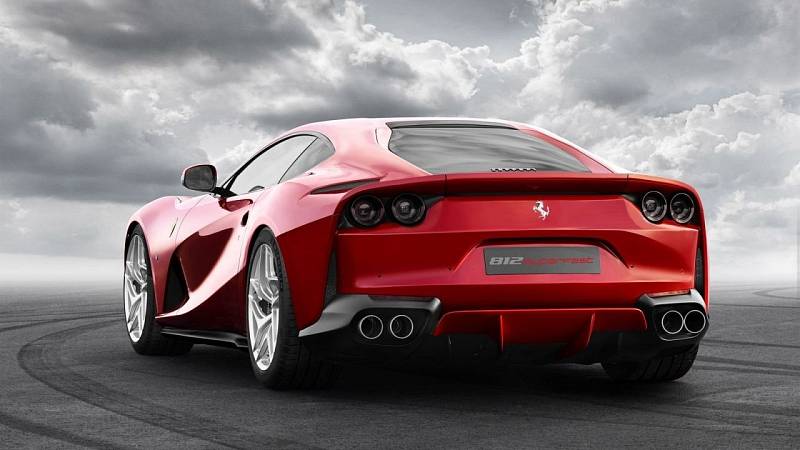 Ferrari 812 Superfast.