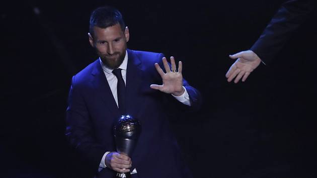 Lionel Messi s trofejí