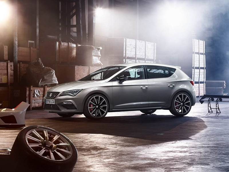 Seat Leon Cupra.