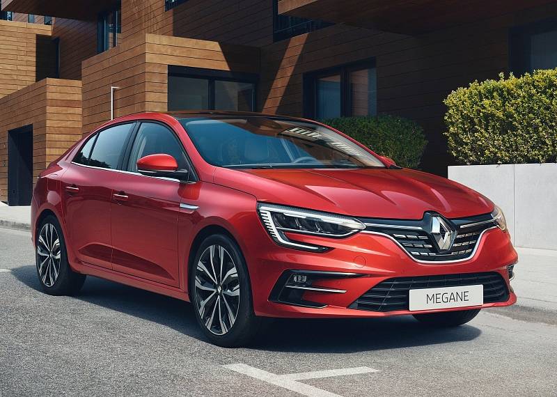 Třetí je Renault Mégane Grand Coupé - za rovných 400 tisíc