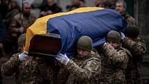 Poslední rozloučení s ukrajinským vojákem Mychajlem, který zahynul 18. února 2023 v Doněcké oblasti