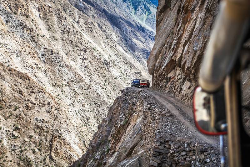 Fairy Meadows Road je dálnice táhnoucí se podél úpatí hory Nanga Parbat v Pákistánu.