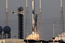 Raketa Falcon 9 s přistávacím modulem Nova-C společnosti Intuitive Machines odstartovala k Měsíci