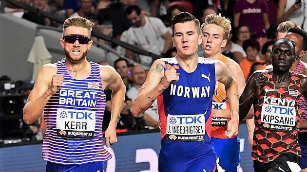 Brit Josh Kerr je novým mistrem světa na 1500 metrů