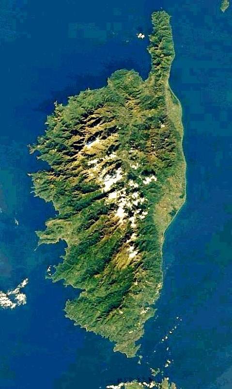 Ostrov Korsika na satelitním snímku