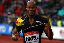 Asafa Powell po triumfu na Zlaté tretře
