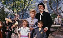 Herečka Glynis Johnsová byla známá především díky roli paní Banksové ve filmu Mary Poppins z roku 1964.