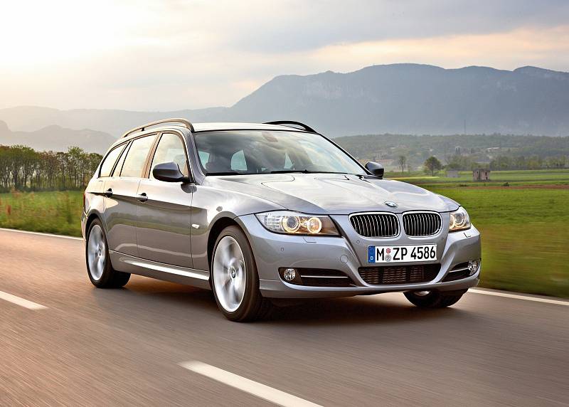 BMW 316d Touring (2012). Najeto: 128 000 km