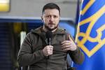 Ukrajinský prezident Volodymyr Zelenskyj na tiskové konferenci 23. dubna 2022 v metru pod hlavním kyjevským náměstím.