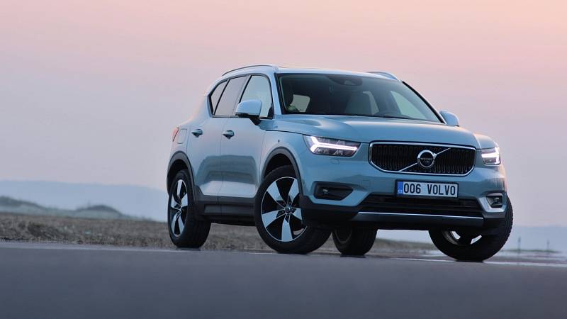 Volvo XC40 D4 AWD Momentum.