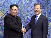 Kim Čong-un a Mun Če-in