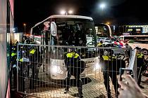Nizozemká policie zataraila klubový autobus Legie