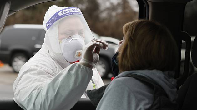 Testování na koronavirus v americkém Columbusu, 30. prosince 2021