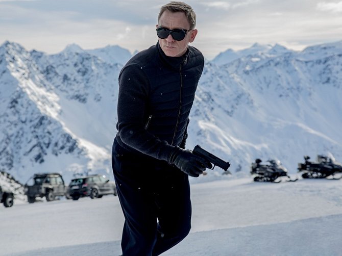 Agent 007 (Daniel Craig) v nové bondovce.