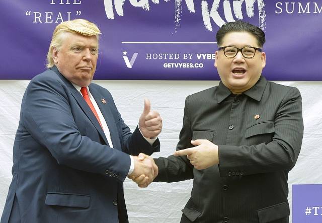 Americký prezident Donald Trump a vůdce KLDR Kim Čong-un. Vypadají jako skuteční.