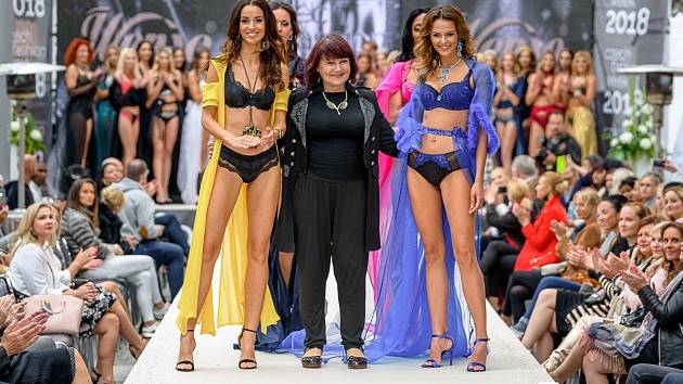 Značku WERSO založila Jiřina Matoušová z Turnova v roce 2004, nabízené modely spodního prádla sama navrhuje a vyrábí