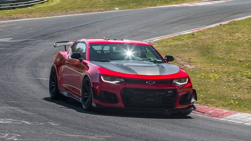 Chevrolet Camaro ZL1 1LE na německém Nürburgringu.