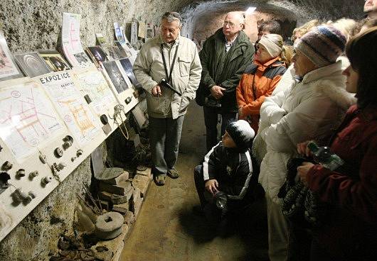 Podzemní továrna z druhé světové války Rabštejn Janská