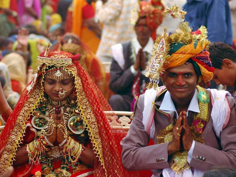 Indický svatební obřad bývá ve znamení pestrých barev. Ilustrační foto
