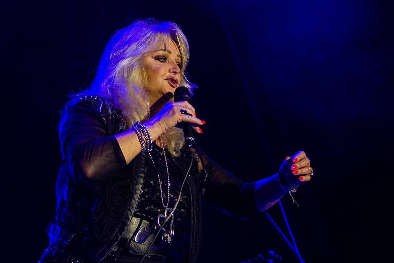 Zpěvačka Bonnie Tyler.