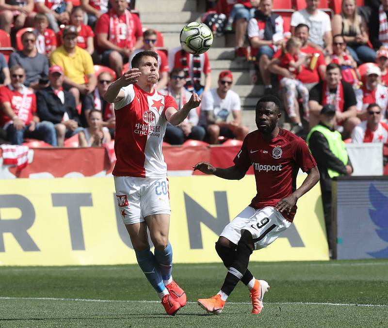 Zápas fotbalové Fortuna ligy mezi SK Slavia Praha a AC Sparta Praha v Edenu.