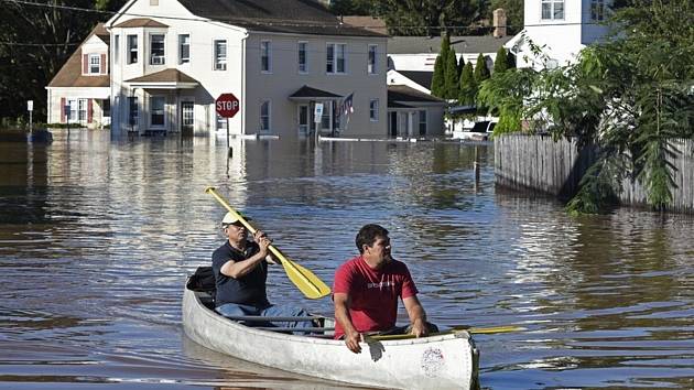 Záplavy ve městě Manville v americkém státě New Jersey, 2. září 2021