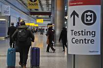 Testy na letišti Heathrow v Londýně