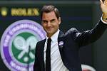 Roger Federer na slavnostním ceremoniálu v rámci letošního Wimbledonu.