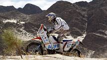 Italský motocyklista Luca Manca slibně rozjetý Dakar nedokončí. 