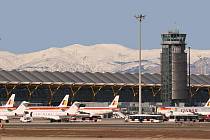 Madridské letiště Barajas, kam směřoval let Avianca 011 v listopadu 1983. Do cílové destinace nedoletěl, zřítil se 12 kilometrů od letiště