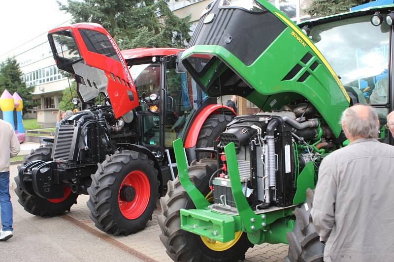 Například pro světové výrobce traktorů