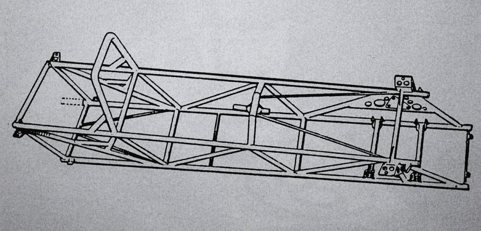Základem Formule Škoda ze sedmdesátých let je tento trubkový rám
