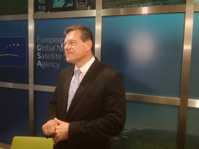 Místopředseda EK Maroš Šefčovič při návštěvě Agentury pro evropský navigační družicový systém (GSA) v Praze