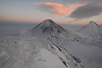Sopka Ključevskaja je nejvyšší činnou sopkou Euroasie