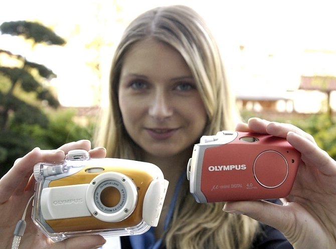 Digitální kompaktní fotoaparáty Olympus mju-mini Digital.
