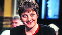 Angela Merkelová v roce 1992 jako osmatřicetiletá. Ve vládě Helmuta Kohla se v lednu 1991 stala spolkovou ministryní pro ženy a mládež. V prosinci téhož roku byla zvolena místopředsedkyní celospolkové CDU.