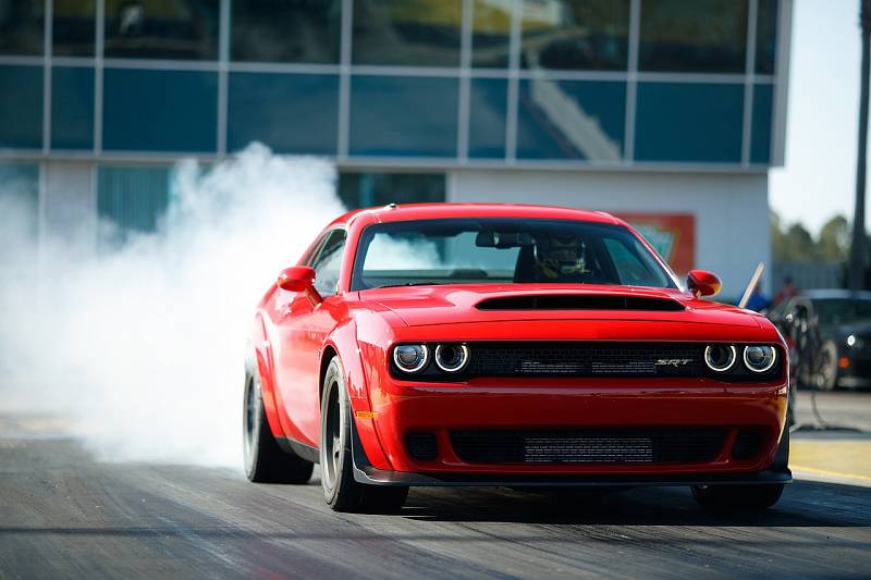 Dodge Challenger SRT Demon.