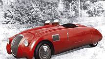 Lancia Aprilia Sport Zagato z roku 1938 je nádhernou ukázku tehdy protěžovaného kapkovitého designu. Původně vznikl pouze jediný exemplář, který byl zničen během druhé světové války.