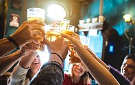 Čím více alkoholu v nápoji, tím vyšší daňová zátěž. S takovou představou přišli experti výzkumné agentury PAQ Research. Oponují tím chystanému vládnímu balíčku, kde jsou jednotlivé sazby daně určeny paušálně. Ilustrační foto