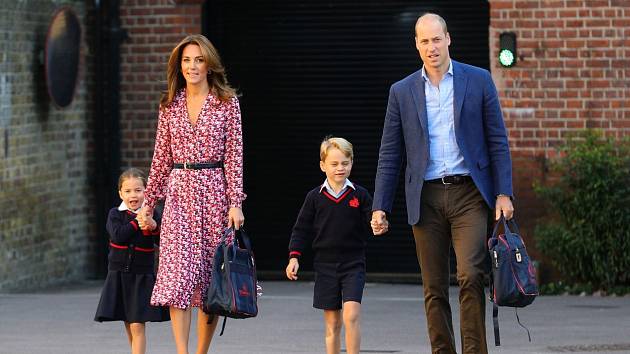 Princ William a Kate se svými dětmi Georgem a Charlotte
