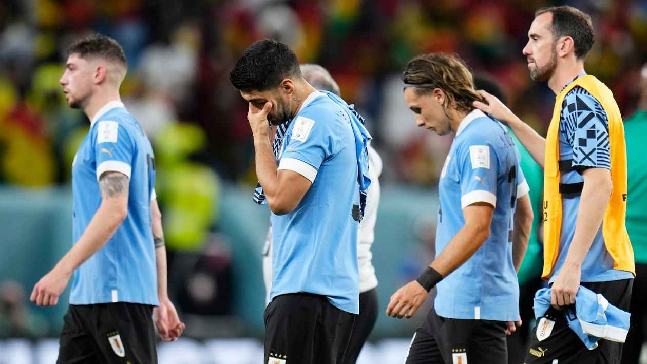 Pěstí do VARu, stížnosti na FIFA. Uruguayci v čele se Suárezem cítí křivdu