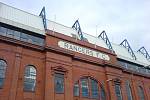 Historická fasáda stadionu Ibrox v Glasgow