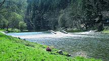 Horní úsek Kamenice je od Josefova dolu nejnáročnější sjízdnou částí řeky. I pro zkušené vodáky může být extrémní kvůli zatarasenému řečišti a prudkému spádu.